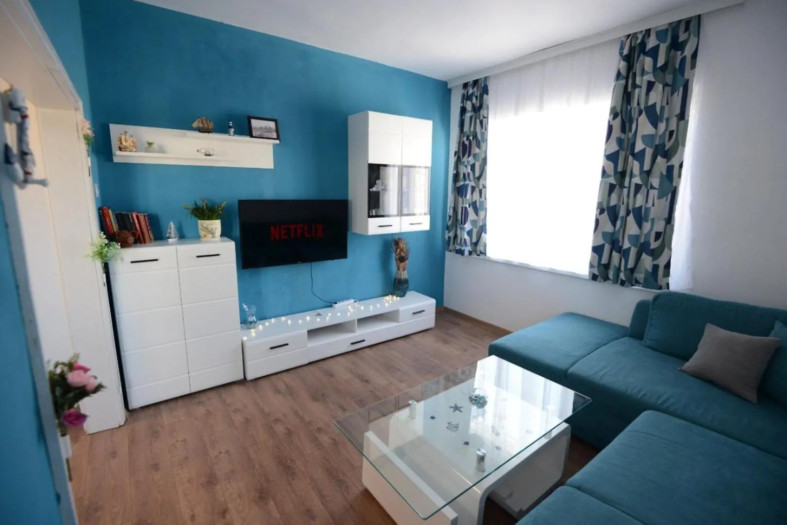 Cozy 2Br By The Sea Garden