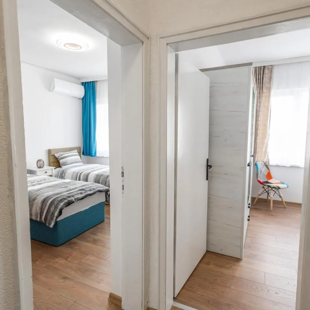Cozy 2Br By The Sea Garden 0*, Varna