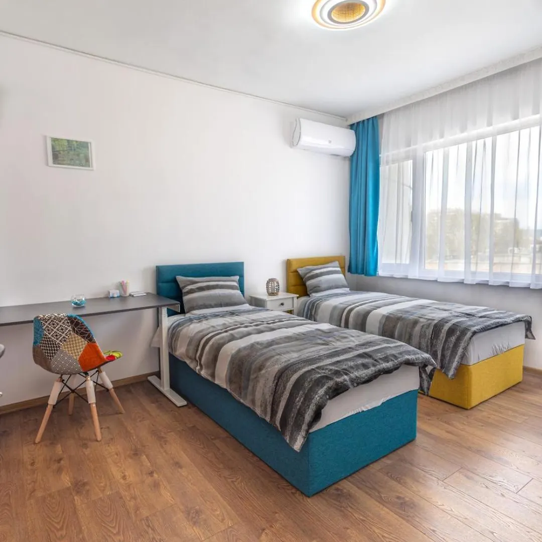 Apartment Cozy 2Br By The Sea Garden