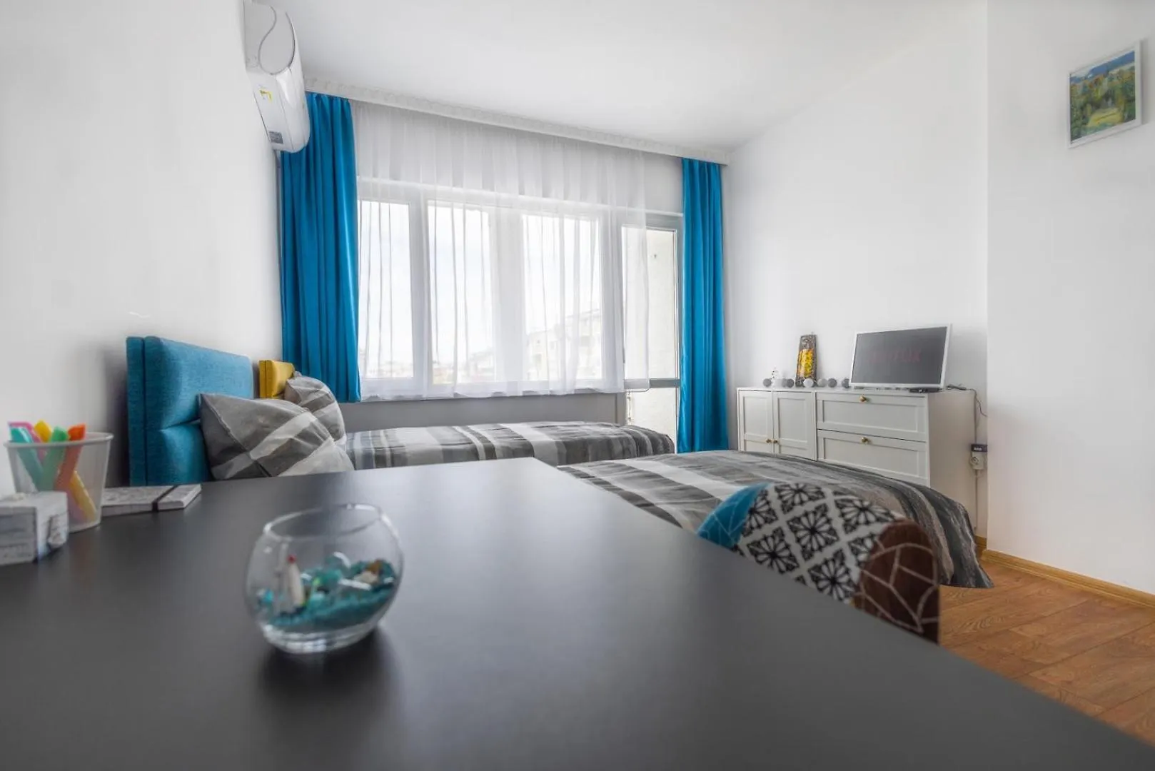 Cozy 2Br By The Sea Garden Apartment